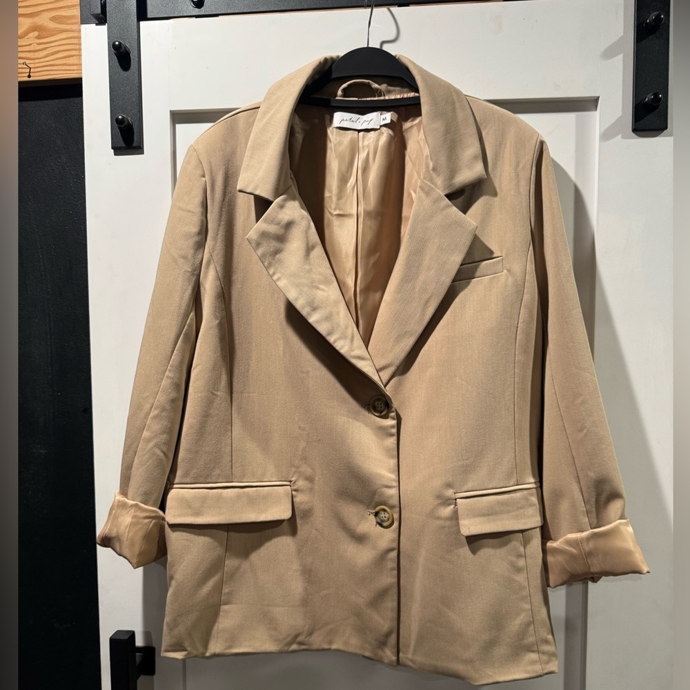 Petal and Pup Women's Rikki Two Piece Blazer Set - Sand Medium